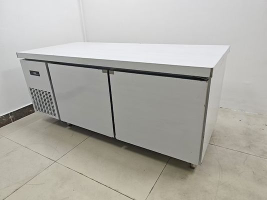 1.8M Undercounter Chiller โต๊ะทํางานตู้เย็นพาณิชย์สําหรับครัว